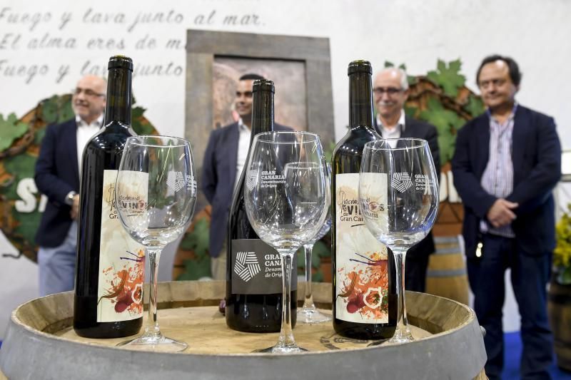 GRAN CANARIA  14-05-2018   LAS PALMAS DE GRAN CANARIA. Descorche de la primera botella de vino de esta temporada. FOTOS: JUAN CASTRO  | 14/05/2018 | Fotógrafo: Juan Carlos Castro