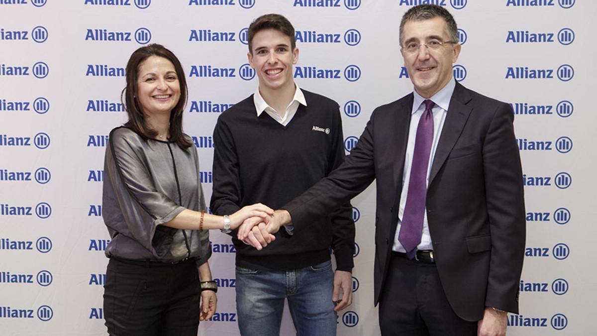 Cristina del Ama, Directora General de Allianz; Alex Márquez, piloto de Moto2; y José Luis Ferré, Consejero Delegado de Allianz