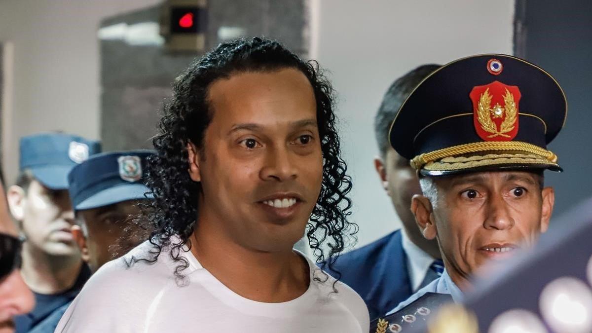 Ronaldinho  llega este viernes al Palacio de Justicia
