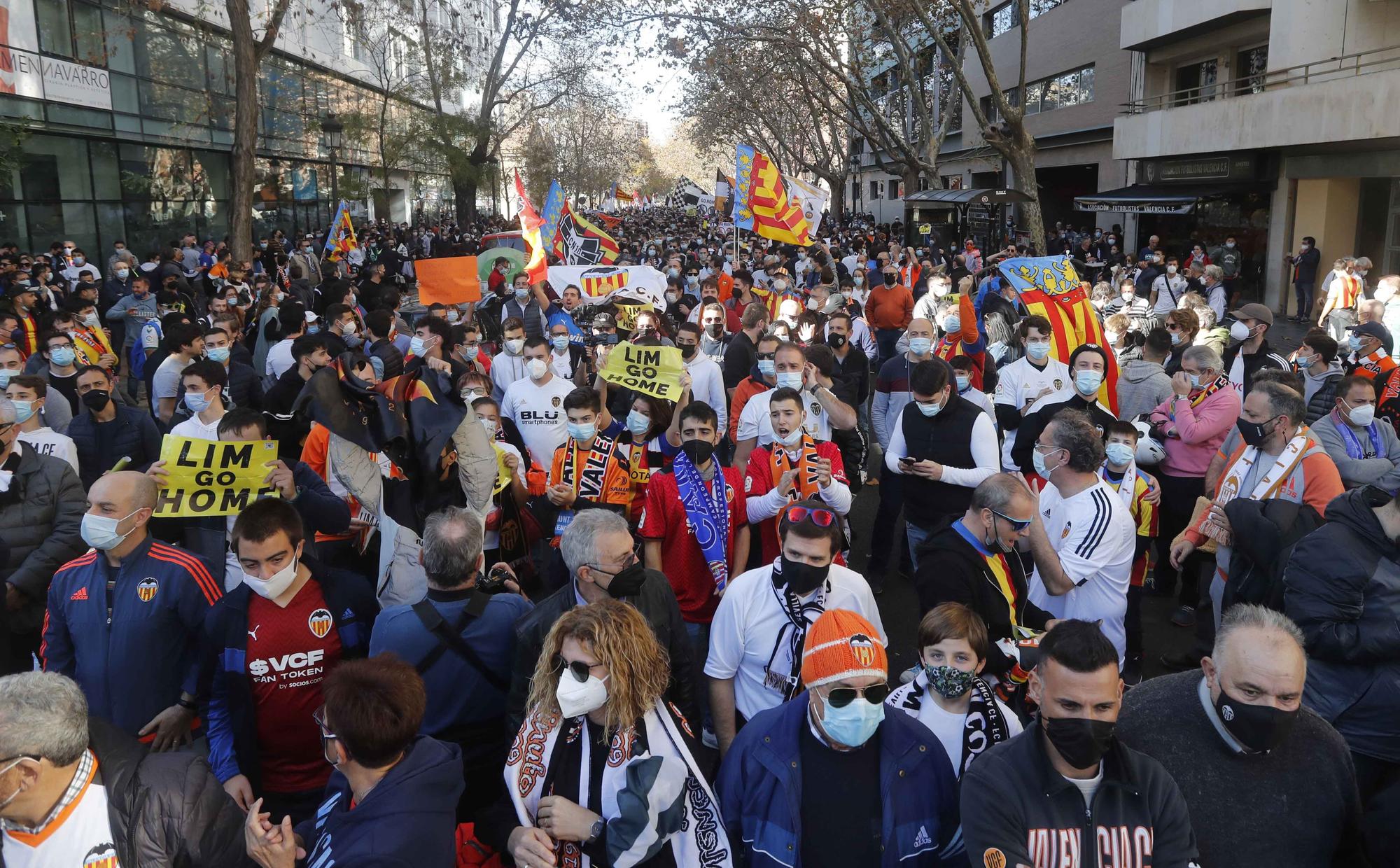 La manifestación valencianista contra Peter Lim (segunda parte)