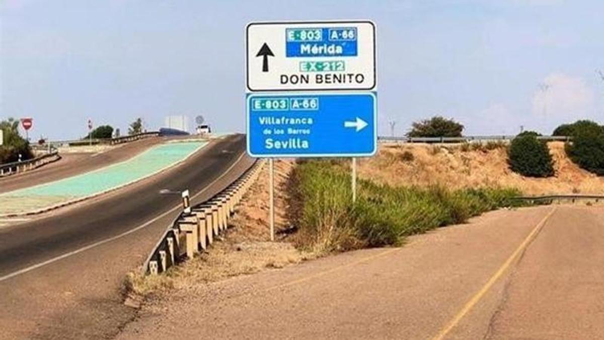 Zona de salida del hospital Tierra de Barros donde irá el enlace.