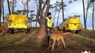 Retoman la búsqueda del pescador desaparecido en Coaña, con la amenaza de un temporal costero mañana