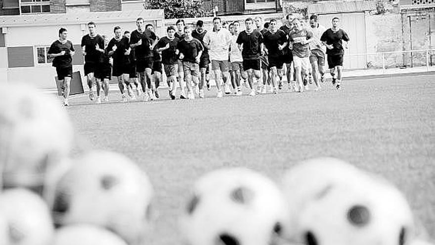 Un momento del entrenamiento del Caudal del pasado lunes.