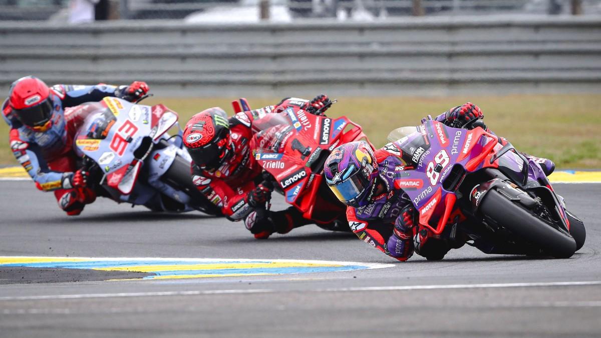 jorge martin por delante de pecco bagnaia y marc marquez