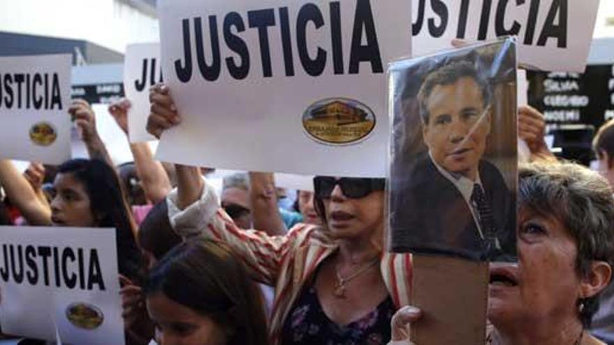 Cientos de argentinos volvieron a reclamar justicia.