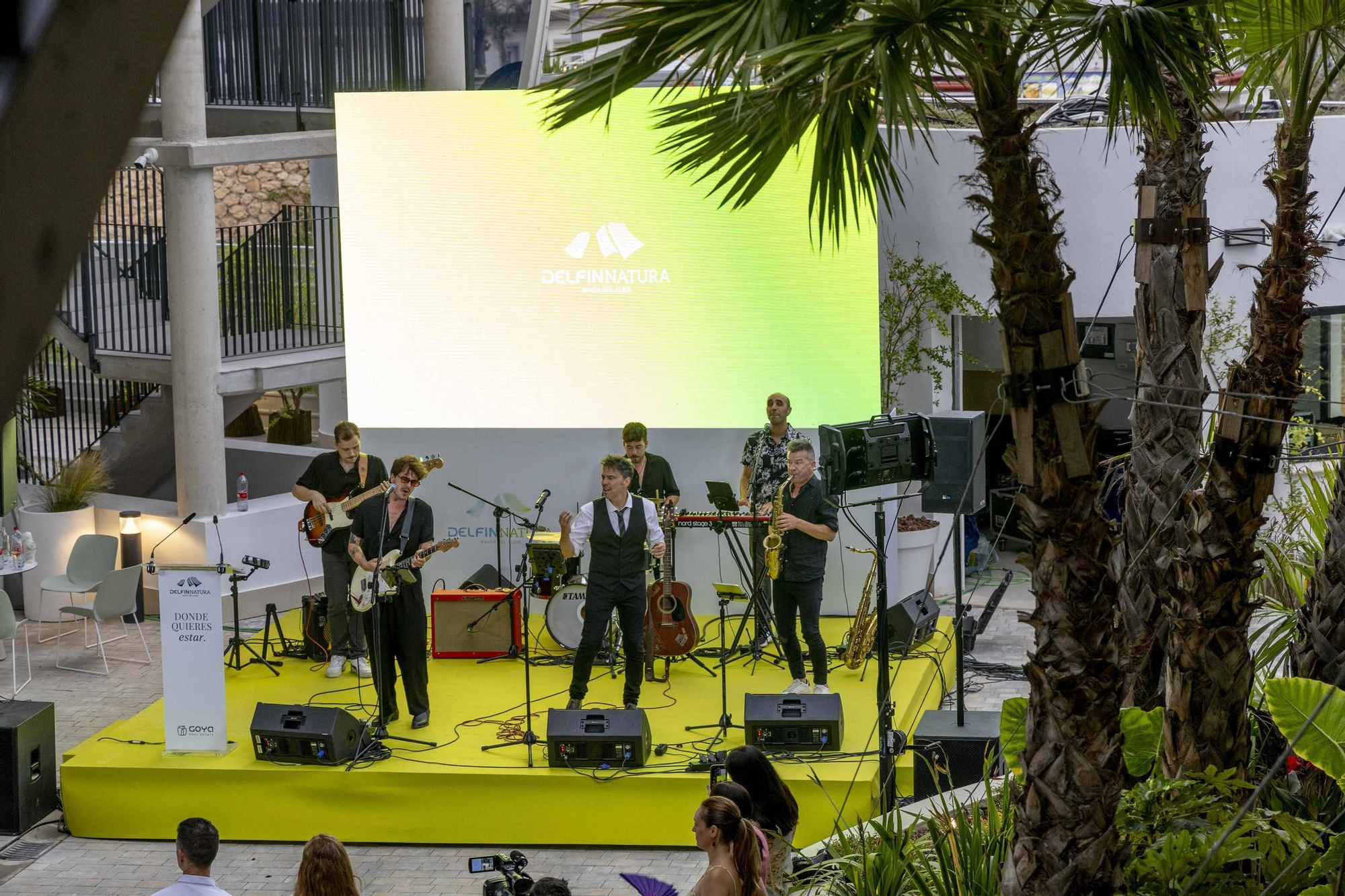 Espectacular inauguración de Delfin Natura en El Albir