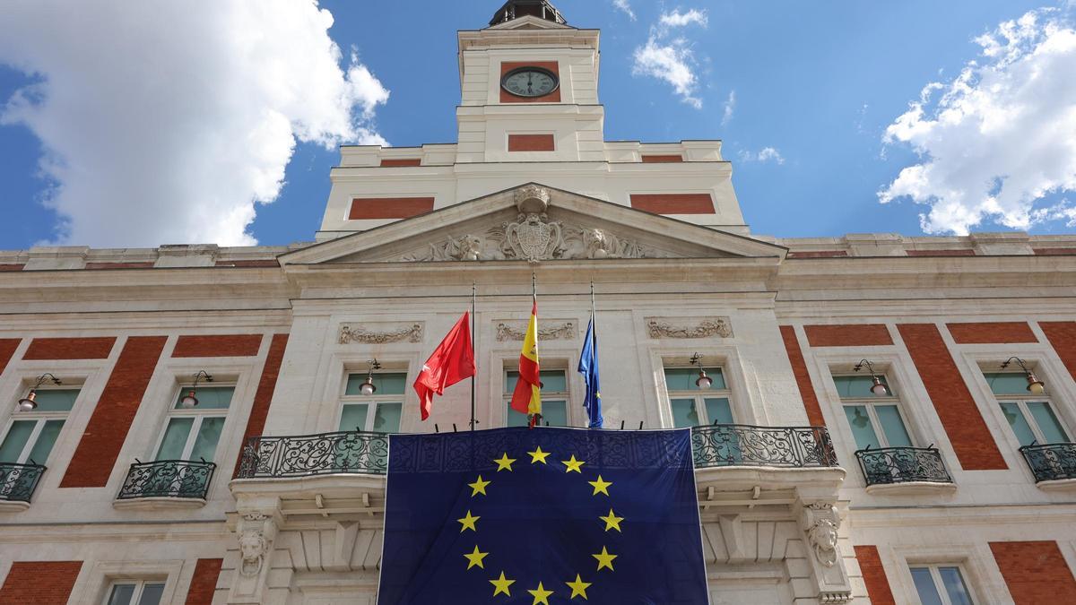 Archivo - Fachada de la Real Casa de Correos, a 2 de julio de 2023, en Madrid (España). Construída a finales de la segunda mitad del siglo XVIII y situada en la parte meridional de la Puerta del Sol, la Real Casa de Correos es actualmente la sede de la pr