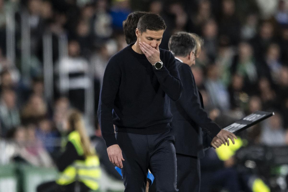 El diagnòstic d’un Reial Madrid a la deriva: «A Xabi Alonso se li està posant cara de Rafa Benítez»