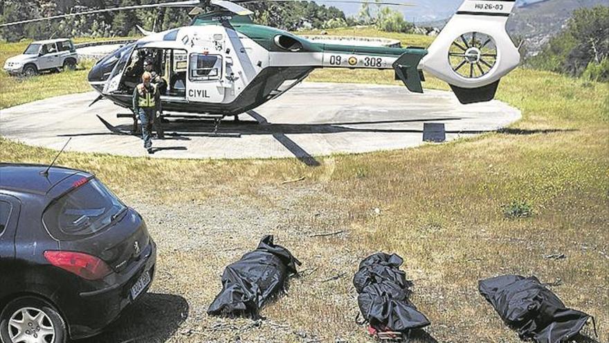 Tres fallecidos al estrellarse una avioneta en Málaga