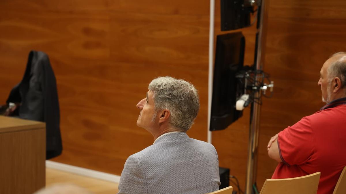Así arrancaba la vista oral del juicio en el que se sienta en el banquillo el alcalde de Orihuela, Pepe Vegrara por fraude fiscal y falsedad documental