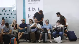 Renfe vuelve a suspender la alta velocidad entre Madrid y Galicia por indicación de Protección Civil