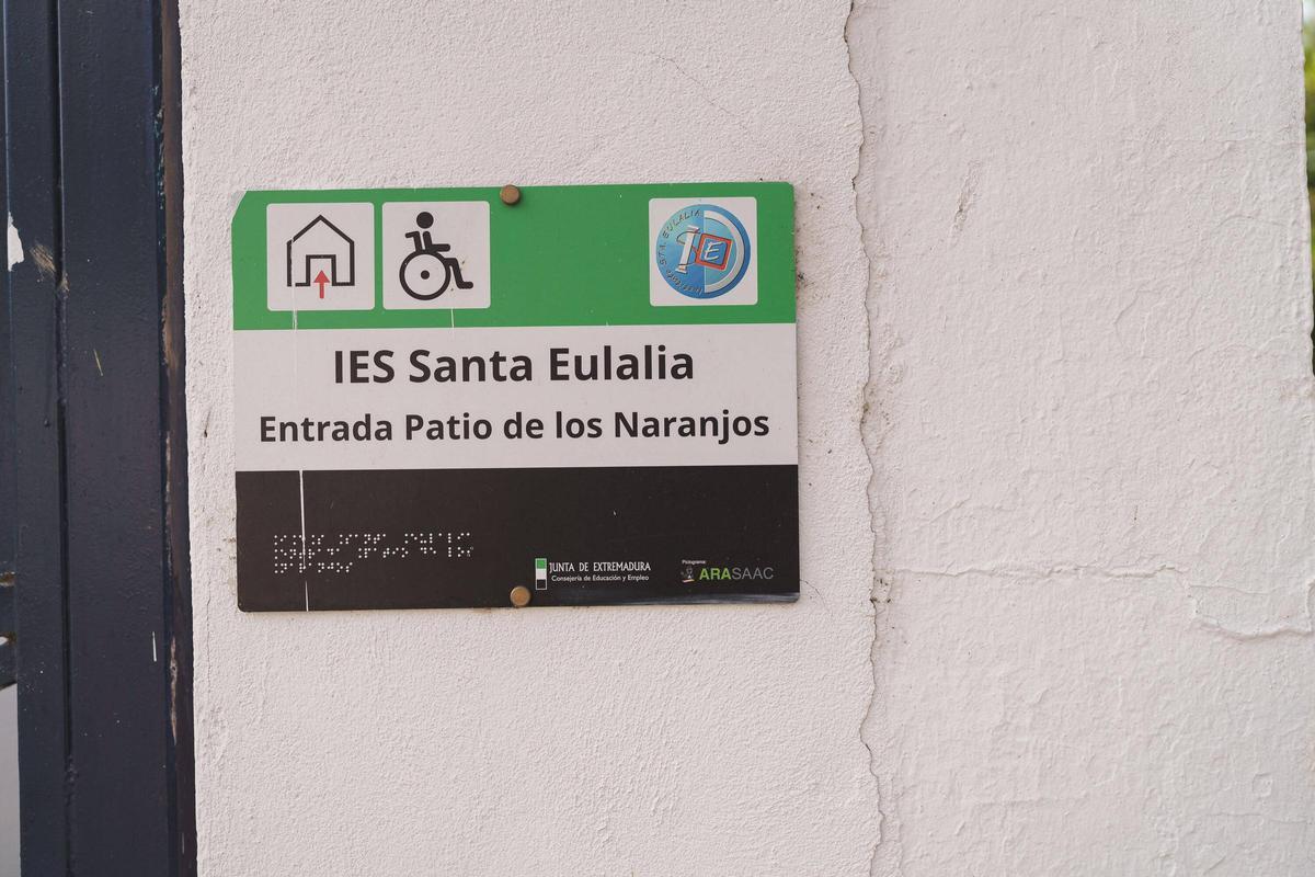 Así se desarrolla la PAU en el Instituto Santa Eulalia de Mérida