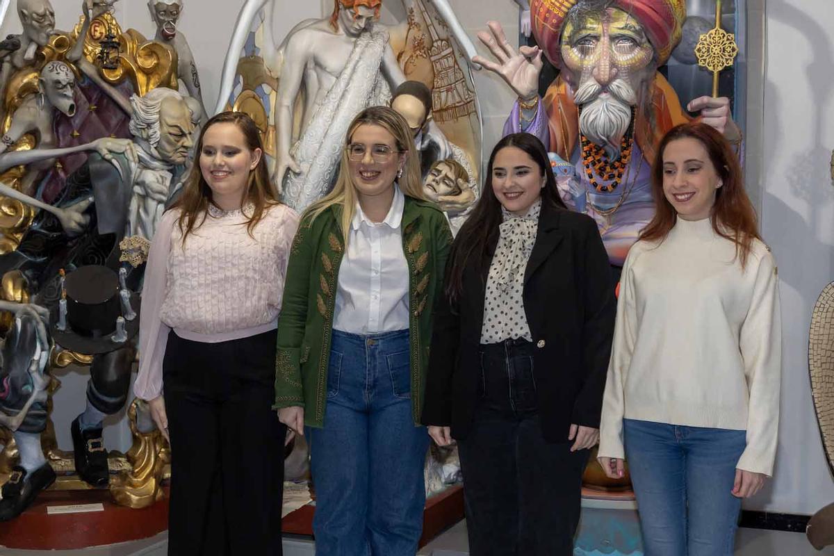 Primer encuentro entre jurado y candidatas adultas a Bellea del Foc 2026