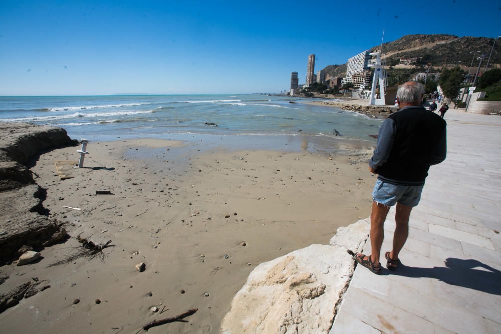 Tres edificios de la playa de San Juan siguen anegados y 120 viviendas sin luz ni agua