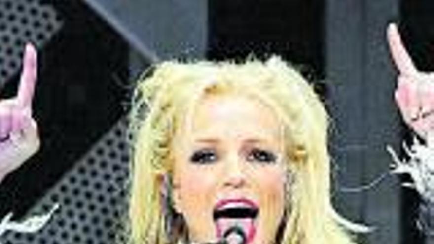 El juez permite que Britney Spears controle sus finanzas