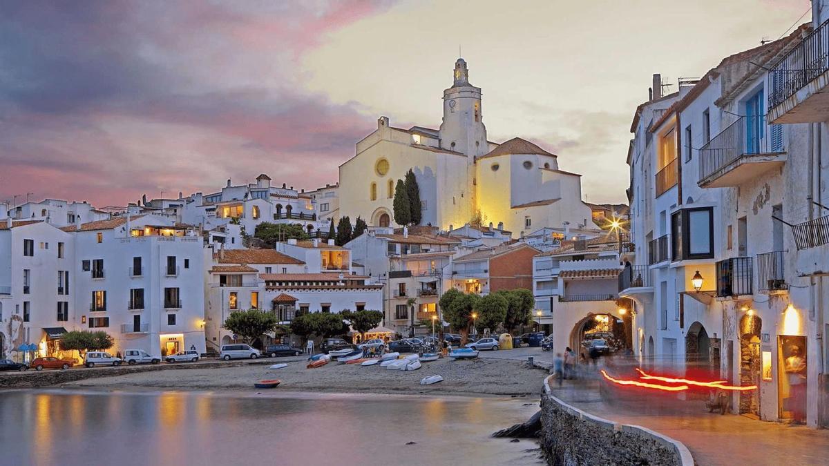 Cadaqués, uno de los pueblos costeros más bonitos de España