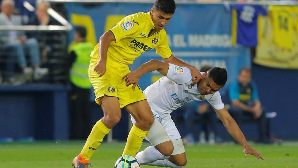 Rodri pelea con Casemiro en el duelo con el Madrid que cerró la Liga.