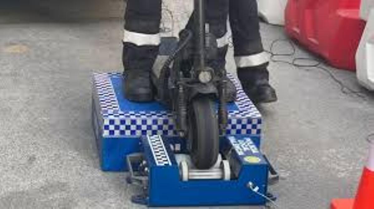 Rodillo utilizado por la Policía Local