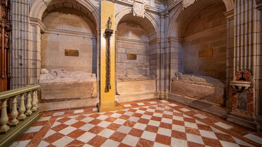 La Catedral de Santiago concluye la reordenación del espacio de la capilla de las Reliquias y el Panteón Real