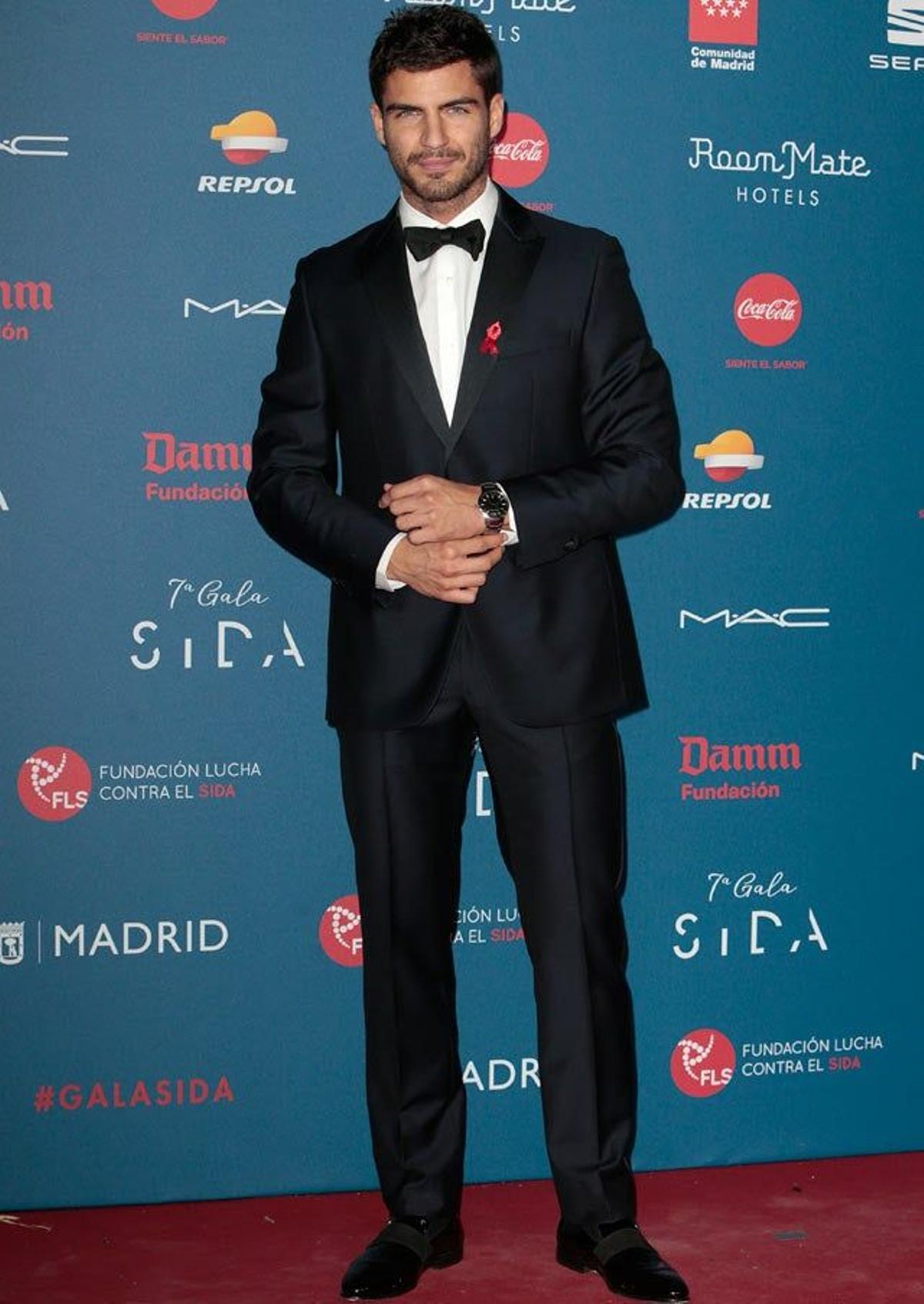 Maxi Iglesias en la Gala contra el Sida 2016