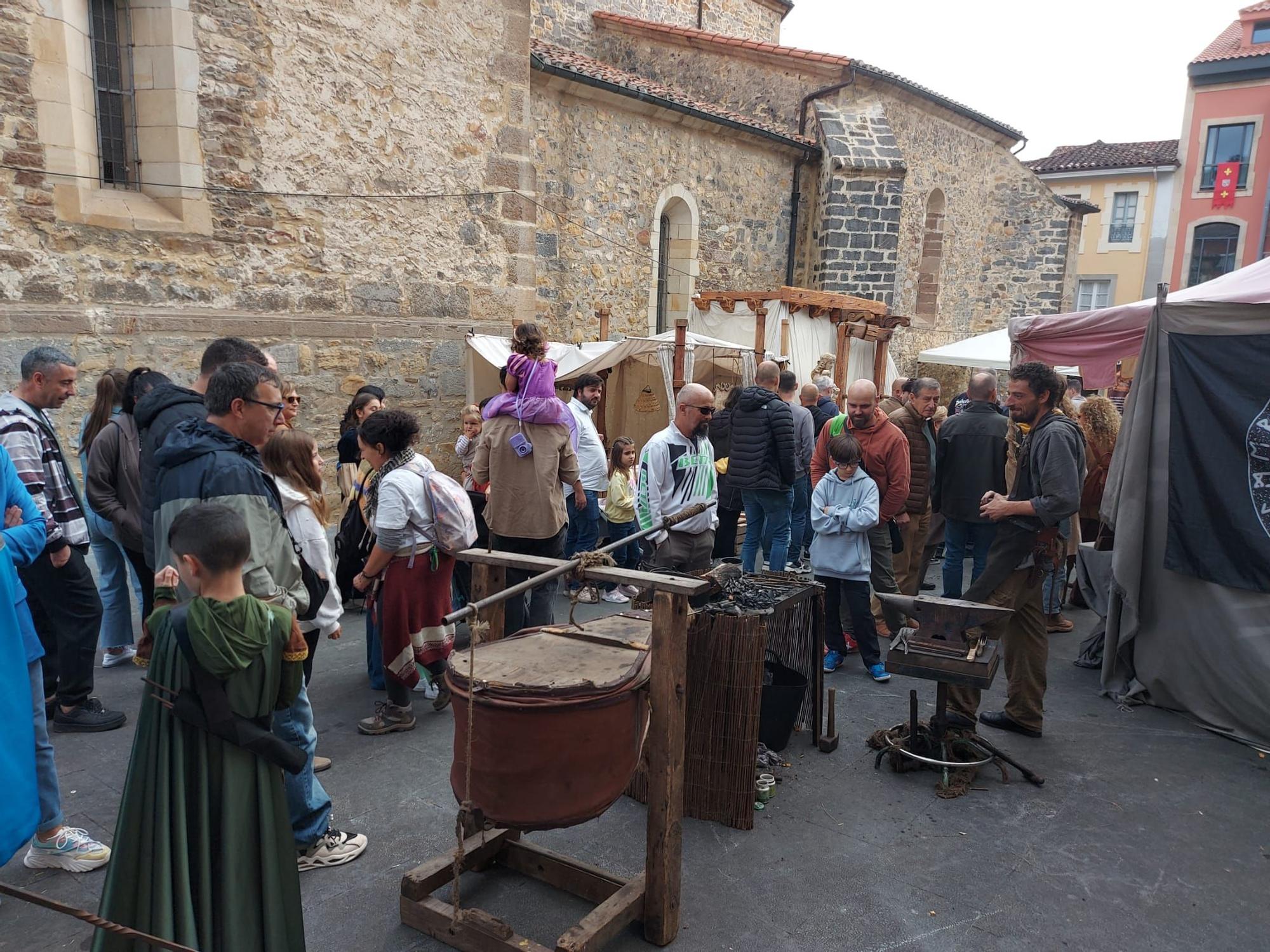 En imágenes: Domingo de lleno en la Feria Medieval de Salas