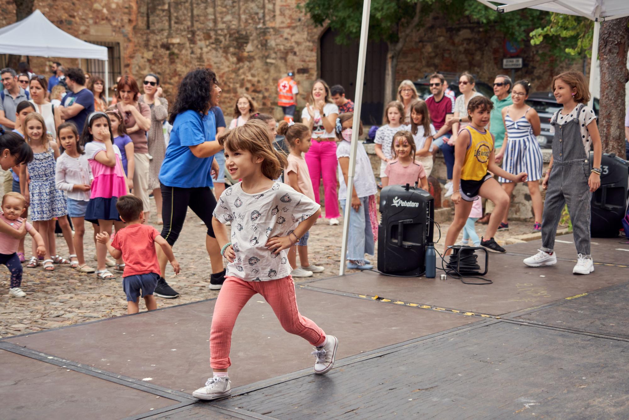 Las imágenes del gran cumpleaños de Cáceres