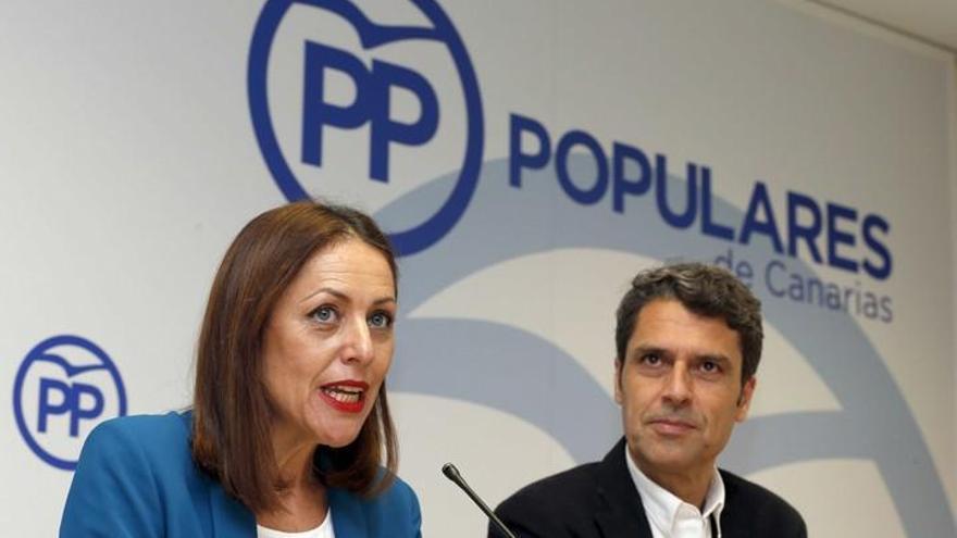 Tavío y Bento sellan su alianza por la presidencia del PP canario