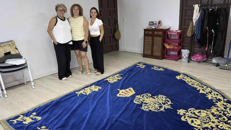 El bordado caravaqueño, a la conquista de nuevos mercados