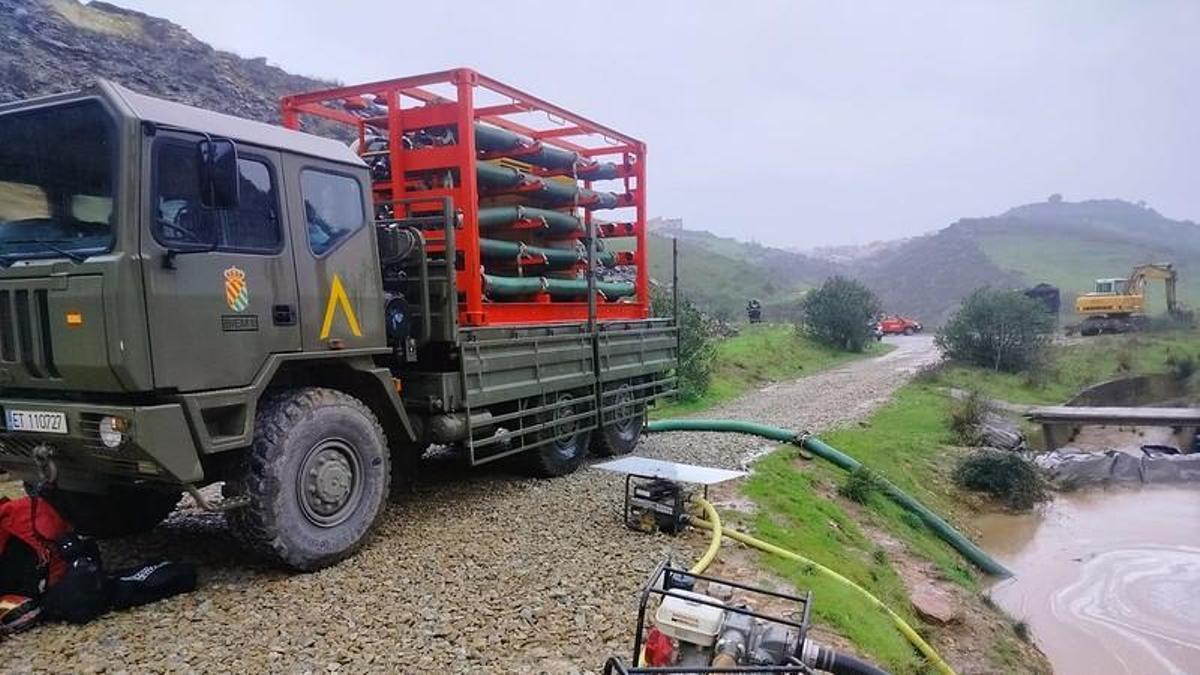 Trabajos de la UME en la Mina de Aznalcóllar.