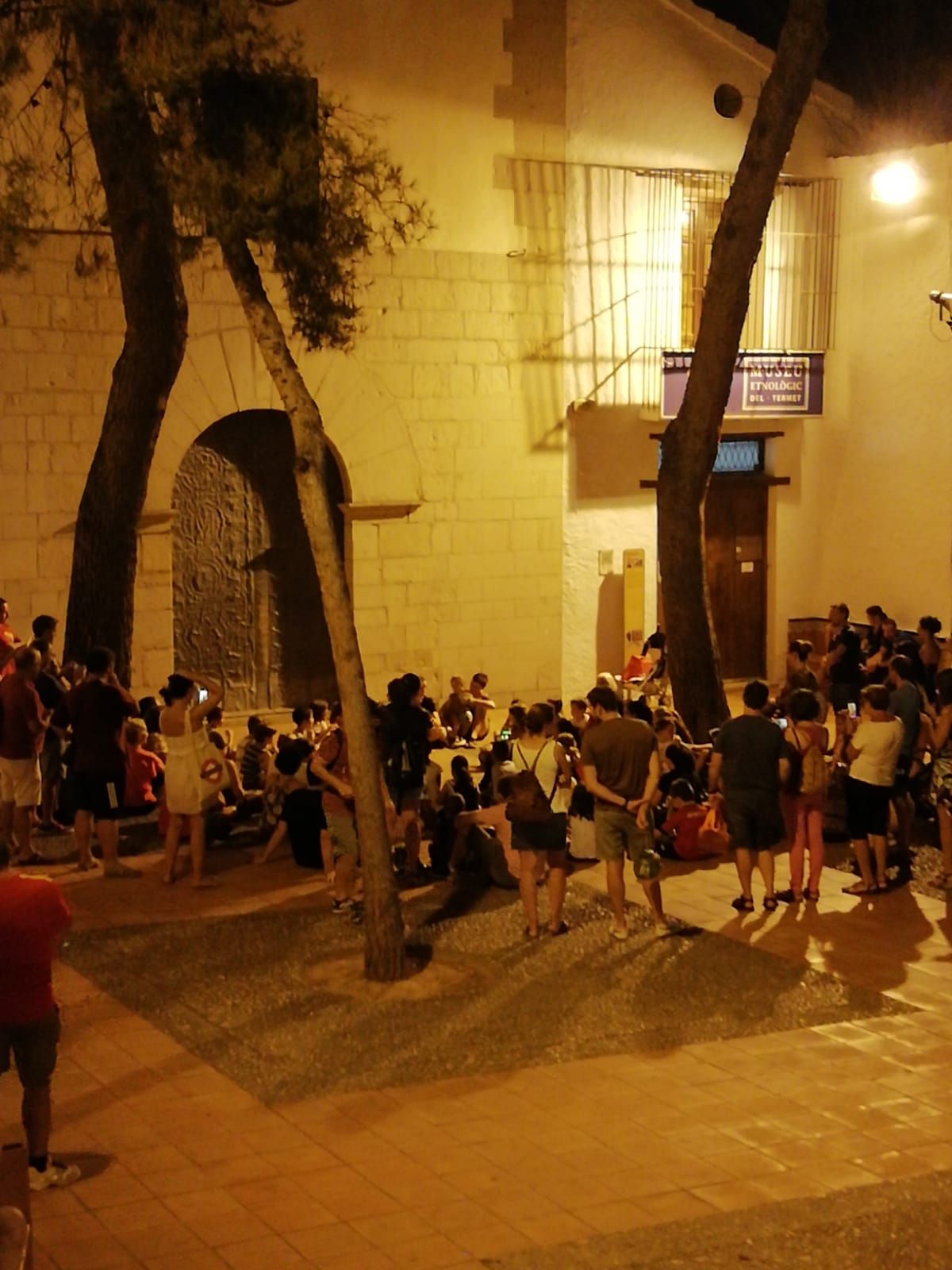 La Festa del Fanalet en la localidad de Vila-real, una celebración en la que ha participado la regidora de Tradiciones, Noelia Samblás.