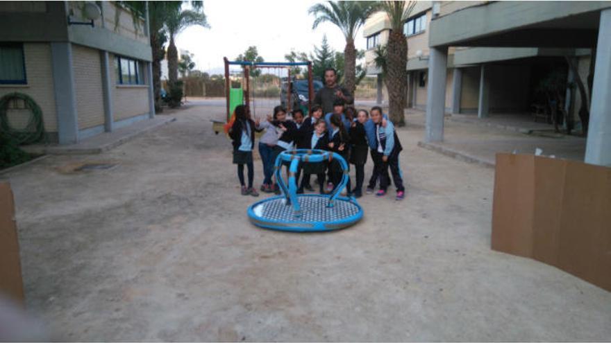 Niños del Colegio Imperial de Niños Huérfanos de San Vicente Ferrer