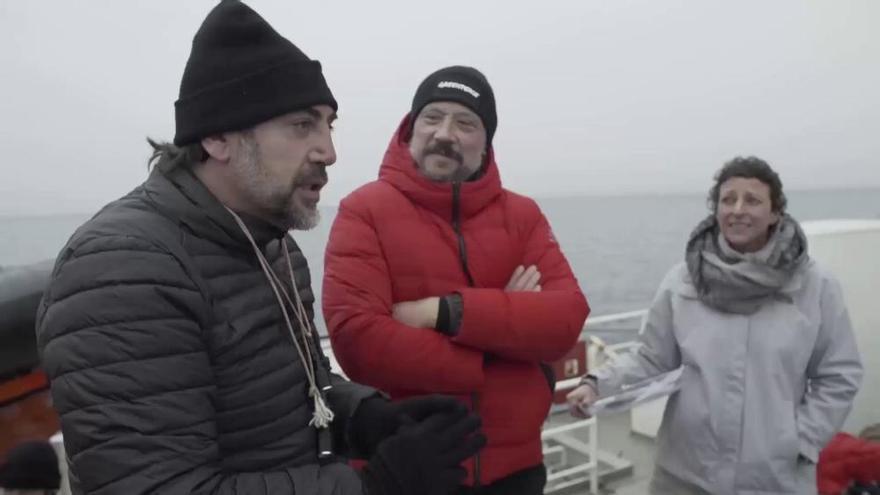 Javier Bardem se sumerge en submarino en el Océano Antártico