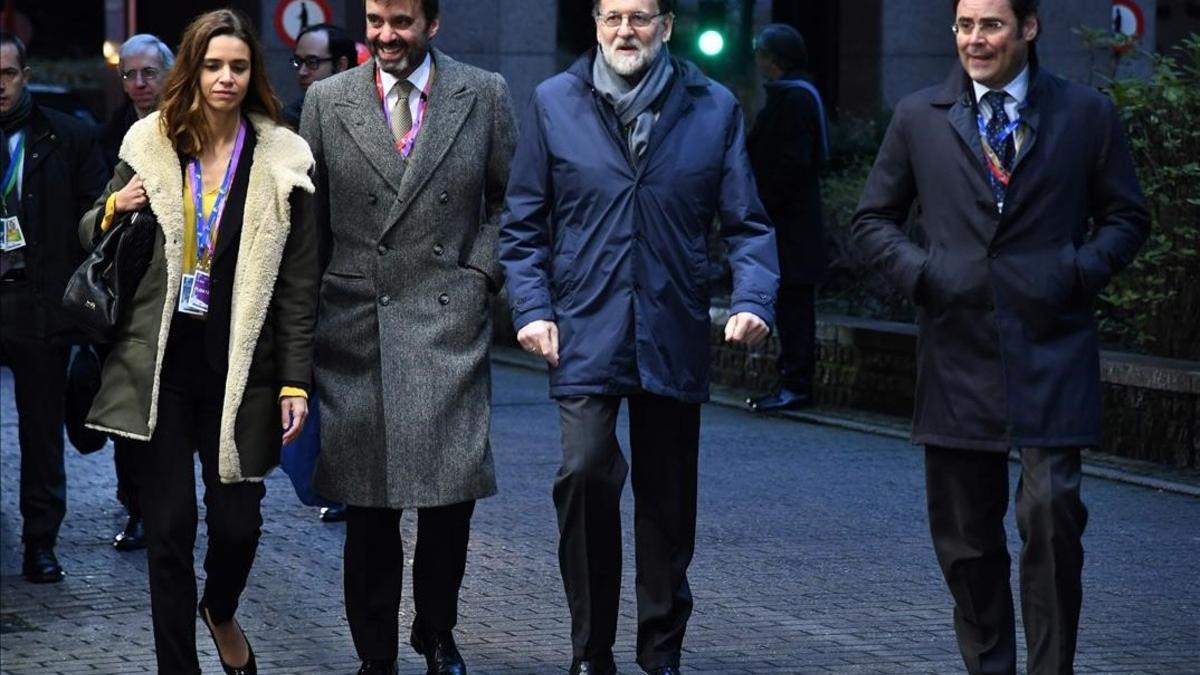undefined41321629 spain s prime minister mariano rajoy  2ndr  arrives to atten171215150743