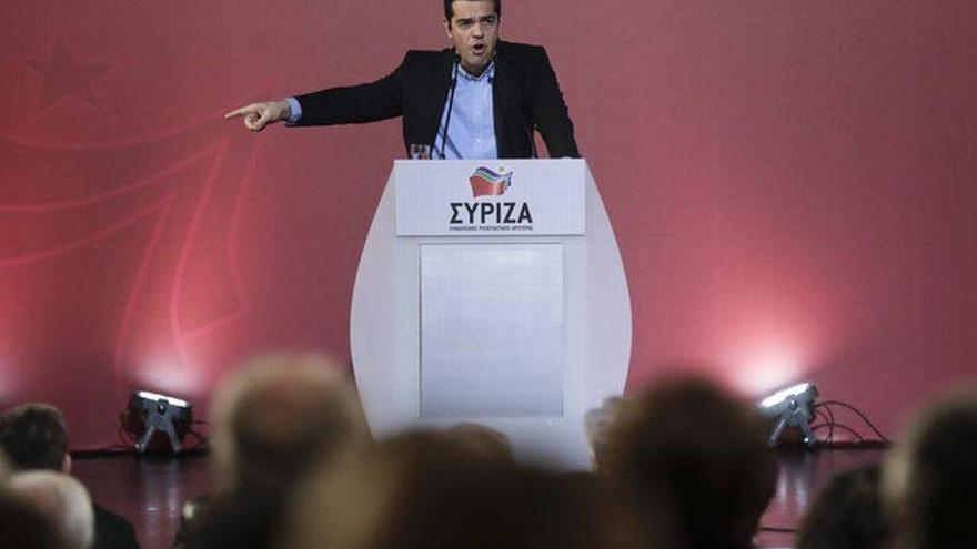 Tsipras acusa al Ejecutivo de Rajoy de tratar de &quot;derribar&quot; el Gobierno de Syriza