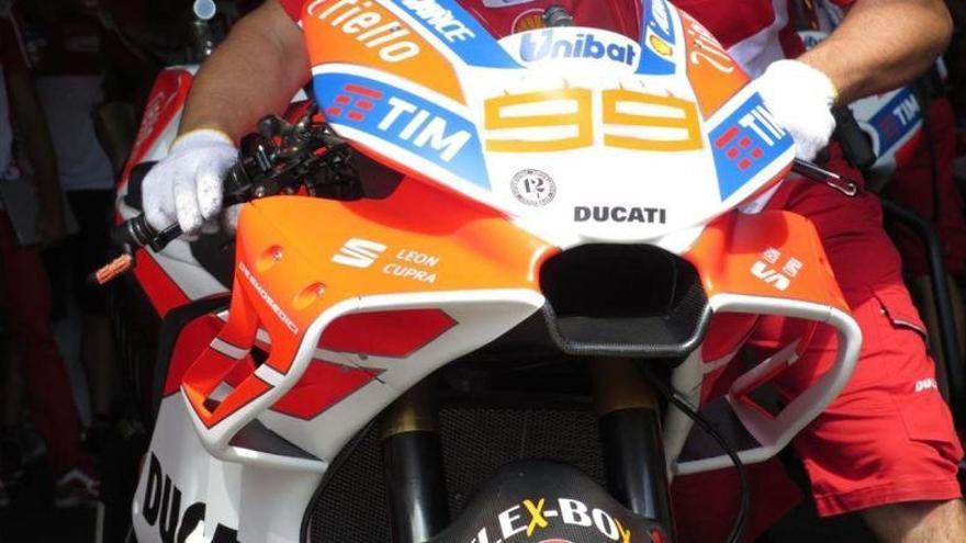 La aparatosa cúpula de la Ducati puede ser peligrosa