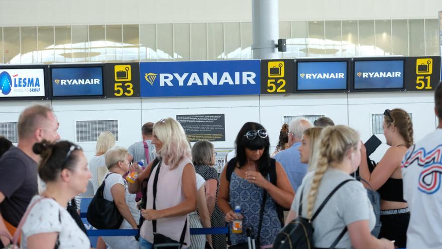 Ryanair sólo volará a Milán desde Alicante los fines de semana hasta el 8 de abril