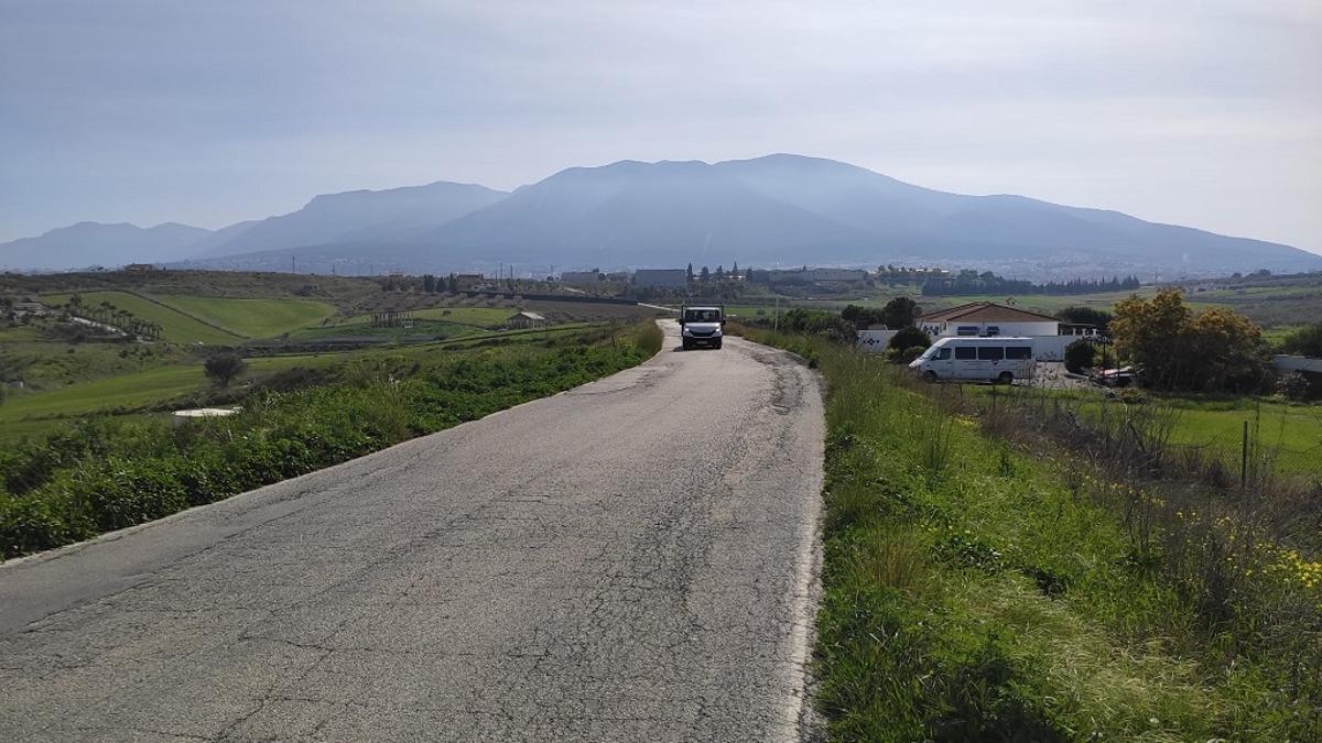 Carretera de Villafranco del Guadalhorce a Alhaurín el Grande.