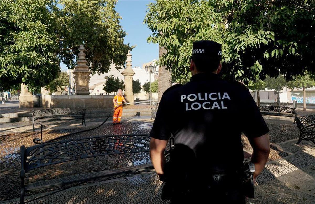 Hallado muerto un indigente de 53 años en la puerta de la iglesia del Rescatado
