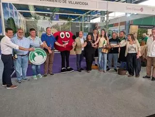 Villaviciosa presenta na Feria de Muestres el so Calendariu Sidreru: ocho cites pa disfrutar de la bebida asturiana
