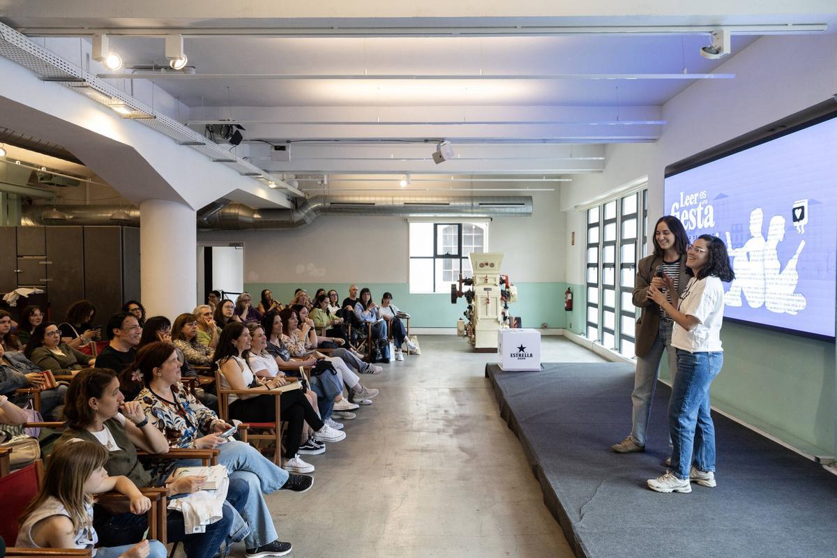 Fiesta de la Lectura en la Antigua Fabrica Damm de Barcelona