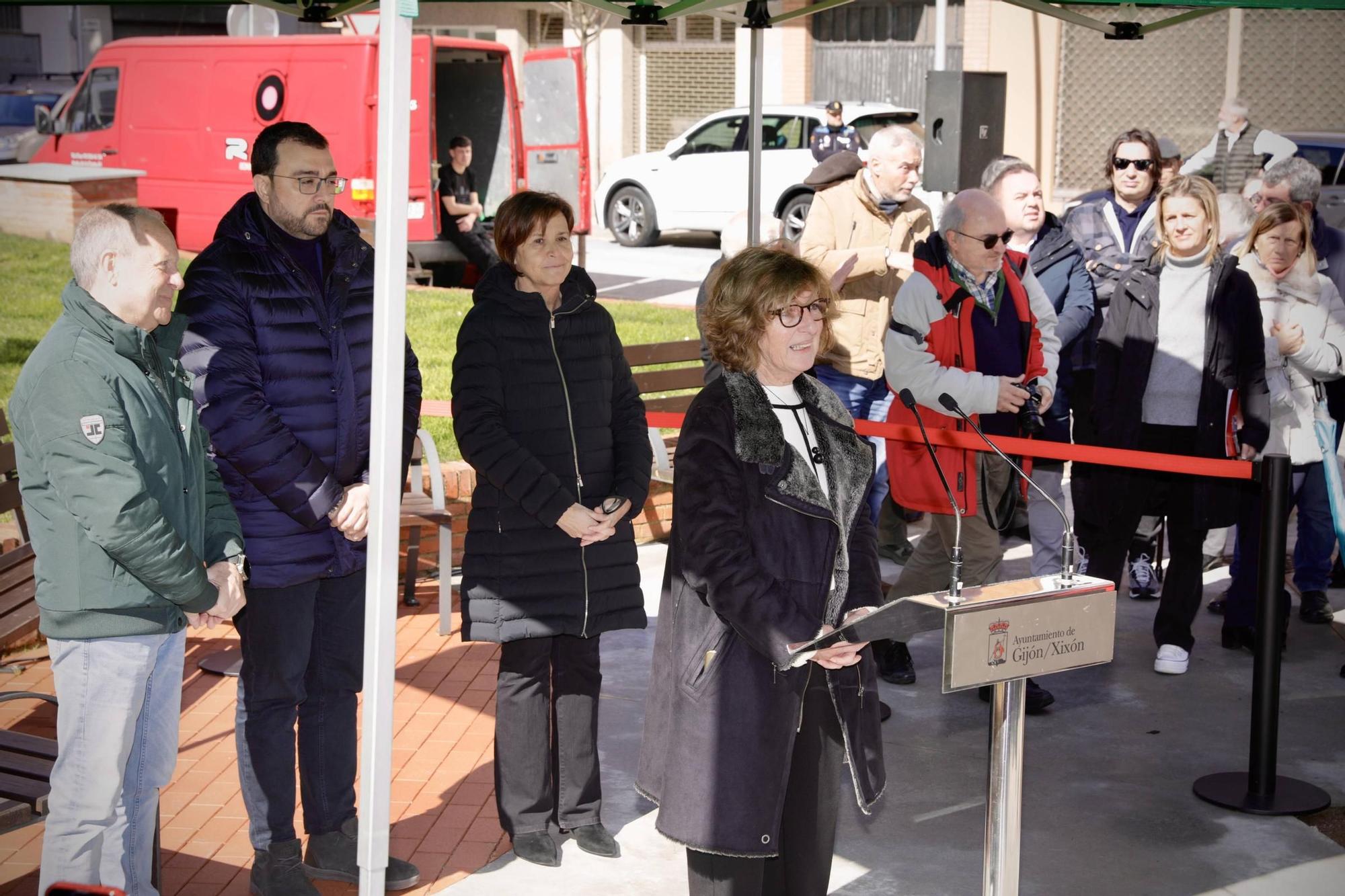 La inauguración de la plaza en honor a Julio Ramos, en imágenes