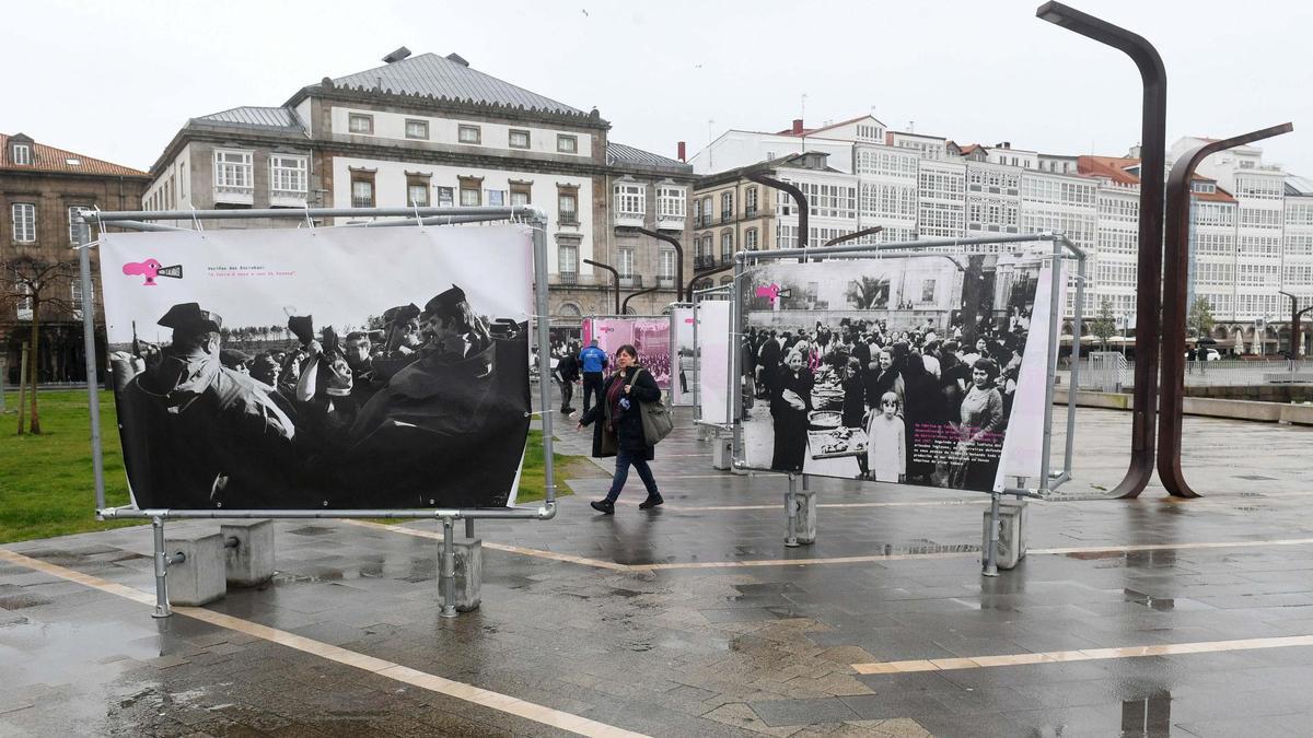 Exposición del proyecto 'Non calarás!' en la Marina