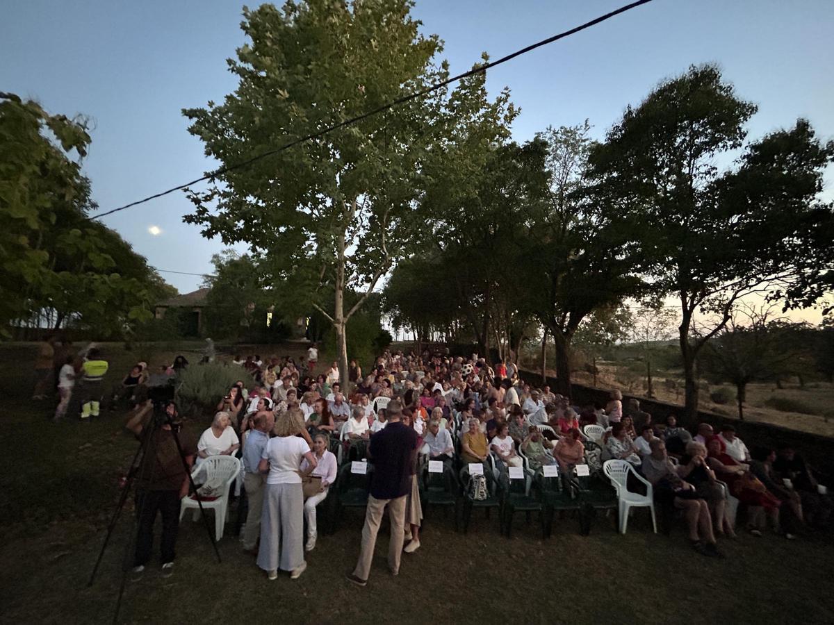 Foto del público en Losar de la Vera.