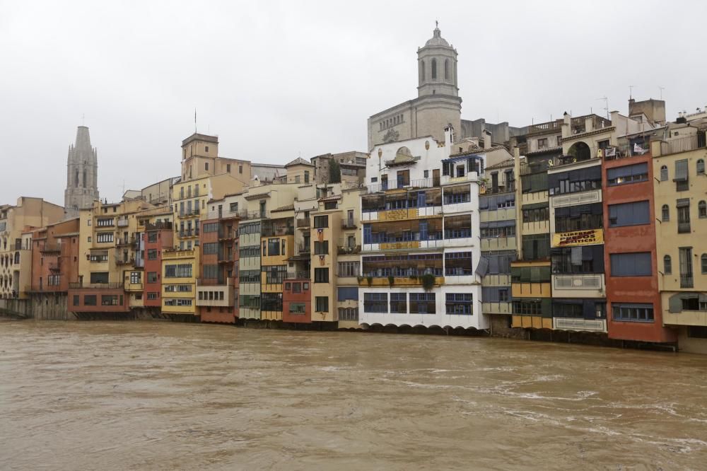 El riu Onyar, al seu pas per Girona