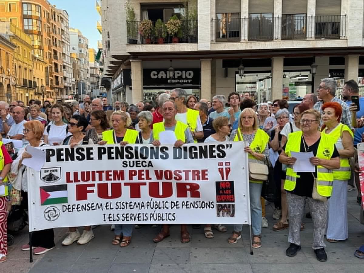 Éxito de la concentración celebrada en Sueca de apoyo al pueblo palestino