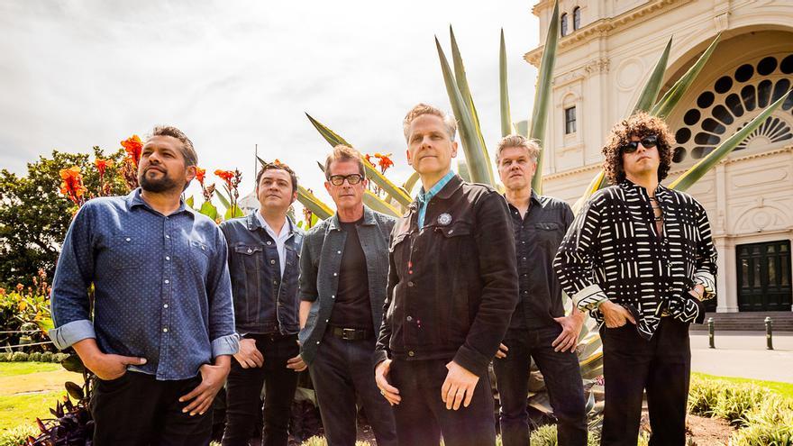 Calexico: &quot;Me encanta el idioma español, y el sentido de la armonía y el ritmo en la música Latina&quot;