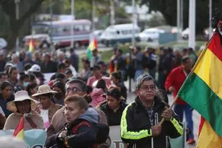 Mueren dos policías en enfrentamientos con seguidores de Evo Morales en Bolivia