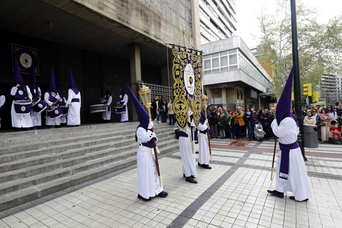 En imágenes | Procesiones del Jueves Santo en Zaragoza