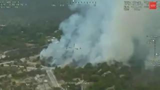 Un incendio de vegetación obliga a desalojar una urbanización en Torrelodones