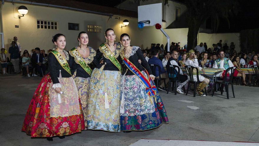 Alzabares da la bienvenida a sus nuevas Reinas y Damas